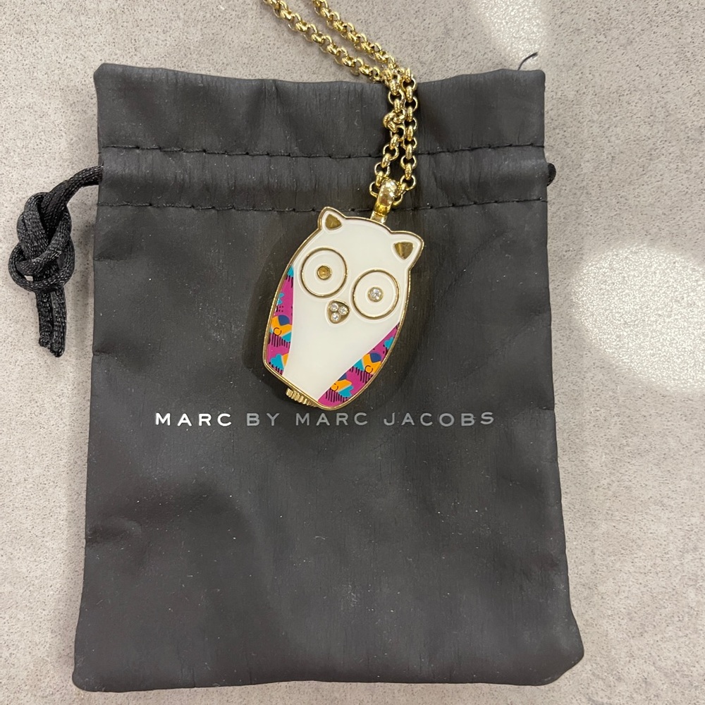 Long necklace